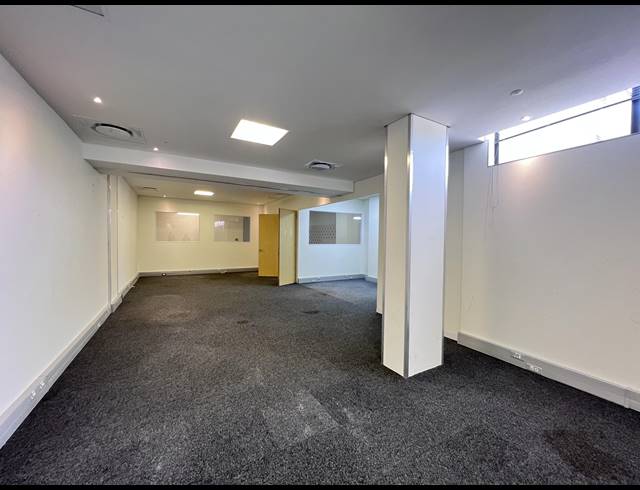 311M² OFFICE TO LET IN TYGERFALLS